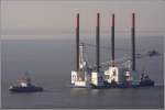 Die Hubinsel ODIN (IMO 8768062) wird am 17.02.2010 von den Schleppern BUGSIER 19 und STEINBOCK Weser aufwrts geschleppt. ODIN habe ich hier schon einmal vorgestellt (siehe Bilder ID 10893 und 10894). (Maggie)