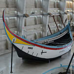 Das Ruderboot A21166 S. ANTONIO ist Teil der Ausstellung im Museu De Marinha in Lissabon. (Januar 2017)