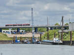 Neben dem Tankmotorschiff ANNA (ENI: 04031470) hatten Ende Mai 2025 auch drei Arbeitsschiffe (u.a.