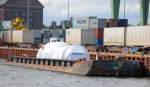 Dieser Leichter lag heute am Containerterminal des Berliner Westhafens mit einer mit Plane abgedeckten Siemensbeladung (Gasturbine), 04.08.08.