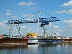 Blick von der Steinkopfinsel auf das Hanse-Terminal im Magdeburger Hafen am 19.06.2017.