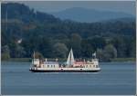 Die Historische Fhre  Konstanz  mit einer Gesellschaft in der Nhe von Friedrichshafen auf dem Bodensee unterwegs.