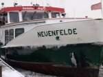 Das vereiste vordere der Neuenefelde stand an den Hamburger Landungsbrcken am 14.2.
