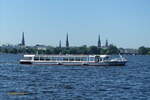 ALSTERSCHIPPER (H6060) am 14.6.2021 auf der Außenalster /
Fahrgastschiff, Barkasse  / Lüa 25,56 m, B 5,2 m, Tg 1,25 m / 112 Fahrgäste / Eigner: Alster-Touristik GmbH (ATG) / gebaut 1998 bei Menzer  Schiffswerft in HH-Bergedorf /
