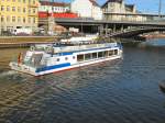 MS Blue-Star auf der Spree beim Bhf.