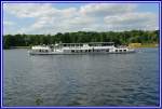 MS Br von Berlin auf der Unterhavel nhe Sacrower Kirche. Das Schiff ist 37,5m lang, 5,05m breit und verfgt ber 127 Pltze. Foto:24.05.2008
