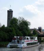 Nachschuss auf das Passagierschiff  Europa  vor dem alten Wachturm in Hann.