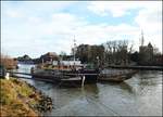 Museumsschiff FREUDENAU auf der Donau in Regensburg am 14.12.2017