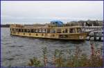 MS Freibeuter (ex MS Baden Baden) der Reederei Unger an der Anlegestelle Greenwich Promenade in Berlin-Reinickendorf, OT Tegel. Das Fahrgastschiff besticht durch eine sehr originelle Farbgebung. Foto: 11.11.2008