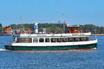 Fahrgastschiff KÄPP´N BRASS am 05.06.2022 im Hafen von Rostock