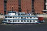 Fahrgastschiff LOUISIANA STAR (ENI 05803860); Eigner/Betreiber: Reederei Abicht; Datum: 03.08.2026; Aufnahmeort: Elbe/Hafen Hamburg, Deutschland.