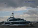 MS Hamburg dieses Schiff wird fr Hafen- Rundfahrten genutzt.