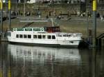 einer aus der Seeadler-Seeschwalbe Familie der  DDR-Weien Flotte  wie sie auch zwischen Stralsund und Hiddensee liefen  hier in Bremen am 12.03.07