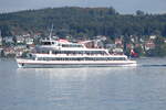 Fahrgastschiff  Vorarlberg  auf Bodensee in der Nähe der Insel Mainau 6.10.2022