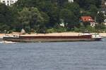 Binnenfrachtschiff CAPELLA (ENI  04013430); Datum: 14.07.2025; Aufnahmeort: Elbe/Hafen Hamburg, Deutschland.