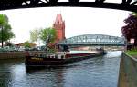 GMS ADMIRAL ENI 04603970 ,kommt in Lbeck von der Trave in den Elbe-Lbeck-Kanal durch die Hubbrcke mit Kurs Lauenburg/ Elbe...  Aufgenommen: 15.5.2012