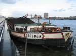 Das Frachtschiff  DRESDEN  am 02.07.2007 in Rotterdam.