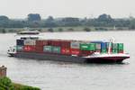 GMS Factofour (02330686 , 135 x 17,10m) am 06.07.2017 bei Rees auf Rhein-Talfahrt.