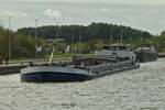 GMS FIDUCIE, ENI 02316484, L 110 m, B 10,06 m, liegt im Albert Kanal und wartet auf gr�nes licht zum Einfahren in die Schleus Lanaye. 17.09.2026