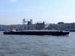 IRBIS(02318564; L=84; B=9mtr.; 1493t; 2x600; Bj.1956) im Hafen von Rotterdam; 110902