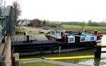 GMS JRUBE im Elbe Lbeck Kanal mit abgesenktem Fahrstand unter der Bssauer Schleusenbrcke hindurch in die letzte Schleuse in Richtung Lbeck...