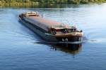 MS Luckau (04030540), Heimathafen Tangermnde, L=67m; B=8,2m; To919. Das Motorschiff biegt, ber den Teltowkanal und den Griebnitzsee kommend, in die Havel ein. Foto:13.08.2012