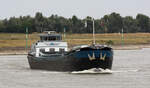 GMS LAURINA (ENI:02006841) L.82 m B.8,24 m T 1591 Flagge Niederlande auf dem Rhein zu Berg am 08.07.2022 in Xanten.