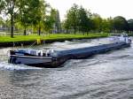 MINSTREEL(02302051; L=67; B=8,2m; 834t; Bj.1925) im Amsterdam-Rijnkanaal bei Utrecht; 110905