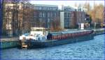 GMS MARTHA. Berlin/D. ENI 04007590. Ex:Svenya; Rezent. L:80m, B:8,20m, Tg:2,56m. Ton:1103t. Motor:750PS von Deutz. Baujahr 1957. Foto:Berin-Spandau, Südhafen. 29.12.2015