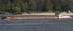 Binnenfrachtschiff NIEDERSACHSEN 8 (ENI 04002200); Datum: 28.09.2025; Aufnahmeort: Elbe/Hafen Hamburg, Deutschland.