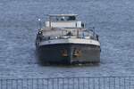 GMS PO, ENI 02319324, L 99,88 m, B 9,50 m, BJ 1957, gemeldet in Brecht (B), im Canal de Lanaye, kurz vor der Schleuse, aufgenommen vom Schiff aus der Schleuse ca 15 m h�her. 17.09.2026