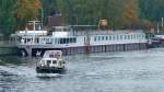 Hotelschiff  Johannes Brahms  des Reeders/Veranstalters Swiss Excellence im Berlin-Spandauer Südhafen. Hergestellt in den Niederlanden 1998. L=81,95m; B=9,5m; Vmax 10Knoten. Für die 80 Passagiere stehen 2 Decks zur Verfügung. Foto:Im Oktober 2014