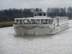 FGS Swiss Coral  ENI 07001711 - L 82m - B 9.50m - Tg 1.20m - Passagiere 90 - Besatzung 27 Mann - Bj 1998./ Gemeldet in Basel/CH. Zu Tal im DEK bei Mnster am 17.02.09. 