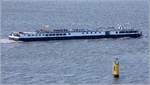 Die 1981 gebaute PRINCESS (ENI 02323525) hat Ende Oktober 2020 Bremerhaven angesteuert. Nach einer Nacht im Neuen Hafen ging es wieder weseraufwärts. Das Kabinenfahrgastschiff ist 80 m lang, 9,50 m breit und bietet 100 Passagieren Platz. Heimathafen ist Maasbracht (Niederlande). Frühere Namen: HUSUMER KRABBE, AKERHUS, ST. HALLVARD. 28.10.2020