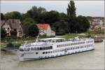 Die 1969 gebaute ROTTERDAM (ENI 07001417) hat am 14.06.2013 in Speyer festgemacht. Sie ist 75,53 m lang, 10,42 m breit und bietet 109 Passagieren Platz. Gemeldet ist sie in Basel (Schweiz). Frherer Name: DELAWARE.