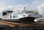 Am Mittag des 14.09.2019 lag das neue Fluss-Kreuzfahrtschiff Viking Kari in Warnemünde vor der Werft.