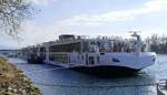 KFGS Viking Gersemi, hat am Anleger in Breisach am Rhein festgemacht, Baujahr 2020, 190 Passagiere, März 2025