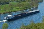 Koppelverband VERA CRUZ; L 110 m; B 11,48 m; T 2478; Euronr 06004001; gesehen auf der Mosel Flussaufwärts nahe Wasserliesch.  21.04.2019