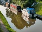 Hausboote auf dem Monmouthshire & Brecon Canal in Wales, 14.9.2016