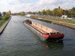 KSS Andrea hat am 10.10.2008 die Charlottenburger Schleuse verlassen und fährt über den Westhafenkanal Richtung Westhafen.