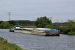 Schubboot  EDO (05608640 , 23,21 x 8,19m) der Reederei ED LINE schob am 28.07.2020 drei Leichter von je 32,50m im Havelkanal bei Schönwalde zu Berg.