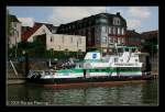 Hafenschubboot Franz Haniel 14 am Hafenmund in Duisburg-Ruhrort. Geschichte des Schiffes:  Das Boot wurde 1969 auf der Gutenhoffnungshtte AG Rheinwerft Walsum gebaut, das Boot ist 32 m lang , 11.40 breit und hat einen Tiefgang von 1.85 m. Als Hauptmaschinen steht dem Boot zwei MTU MA 16V 362 TB60 zu verfgung. 
Das Schubboot wurde Ende der 80er Jahre aus dem aktiven Dienst genommen und in den Innenrumen komfortabel umgebaut, deswegen wird es als Bereisungsboot eingesetzt.
Seinen stndigen Liegeplatz hat die Franz Haniel 14 im Hafenmund. Die Franz Haniel 14 ist das letzte Schiff unter dem Namen Haniel.  Quelle: http://www.synthetic-brother.de/Geschichte.html
