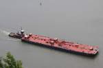 26.6.2012  Justine McAllister  Schubboot / Schlepper auf dem Hudsonn River bei Bear Mountain, NY, nordwrts.