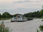 Schubboot  LIAN R. (04014550 , 24 x 9m) am 24.06.2020 im Elbe-Havel-Kanal zw. der Schleuse Zerben und Burg bei Magdeburg auf Talfahrt.