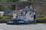 Schubboot LI-Tore, ENI 06001929, L 16,67 m, B 7,57 m, hat am sp�ten Nachmittags am Ufer des Albertkanals festgemacht.