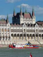 Auf dem Rückweg: Merkur 209 vor dem Parlament in Budapest, 7.8.16 