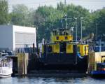 Schubboot Schubexpress 7, ex Jan ex TR 7, der UG-Schub und Schleppschifffahrt im Dock der MBS in Berlin-Rummelsburg am 23.04.09.