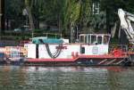 Schubboot Lisa der Firma Heinz Gamradt Wasserbau am 16.06.09 in Berlin-Niederschneweide.