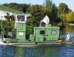 Schubboot Löwe fährt am 25.09.09 in Berlin-Baumschulenweg auf der Spree zu Berg.