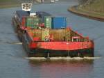 Schubboot Sch 2420 - 05502220 - L 16.50m - B 8.20m - Tg 1.57 - PS 300 - Bj 1965 in Berlin - Gemeldet in Berlin/D. Zu Tal mit 3 GSL im DEK/Riesenbeck am 9.02.2011.